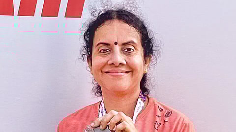 மாரத்தான் ஓடிய பாடகி!