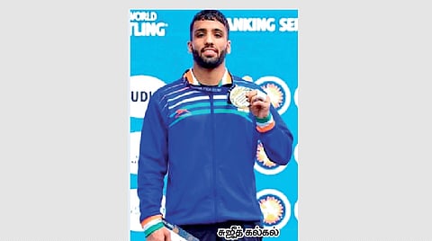 தங்கம் வென்றாா் சுஜீத் கல்கல் 