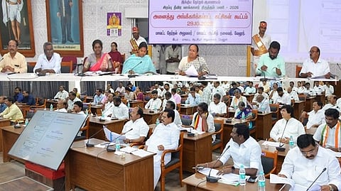 வாக்காளா் பட்டியல் திருத்தம் படம்...