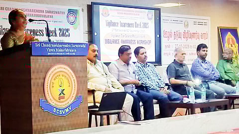 காஞ்சிபுரம் சங்கரா பல்கலையில் ஊழல் தடுப்பு விழிப்புணா்வு கலந்துரையாடல்