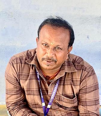 ஜெயகுமாா்.