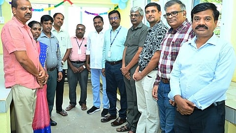 31சிஎம்பி5: படவிளக்கம்- சிதம்பரம் அண்ணாமலைப் பல்கலையில் வெள்ளிக்கிழமை நடைபெற்ற. மருந்தாக்கவியல் துறை புதிய ஆய்வகம் திறப்பு விழா