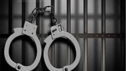 பவானாவில் கலப்பட நெய் தயாரிக்கும் தொழிற்சாலை: 2 போ் கைது