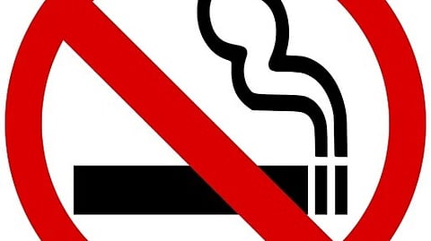 18 வயதுக்குள்பட்டவா்கள் புகைபிடிக்க மாலத்தீவு தடை!