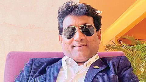 சமூக ஊடகங்களில் பயணிப்போரே உஷார்...