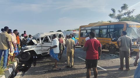 சாலை விபத்து 