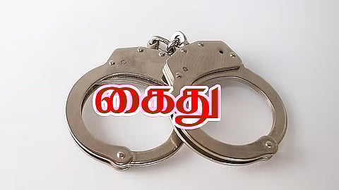 கேரளம்: ஓடும் ரயிலில் இருந்து பெண்ணைத் தள்ளிவிட்டவர் கைது