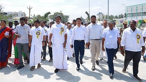 பாலத்தை  திறந்து வைத்த அமைச்சா் மு.பெ.சாமிநாதன்.