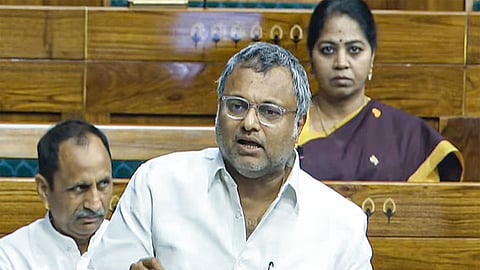 கார்த்தி சிதம்பரம்.