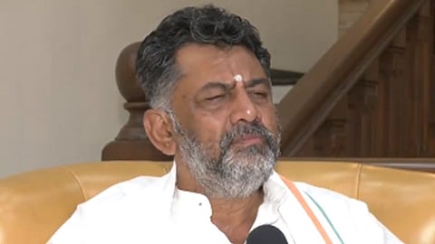 டி.கே.சிவகுமாா்  