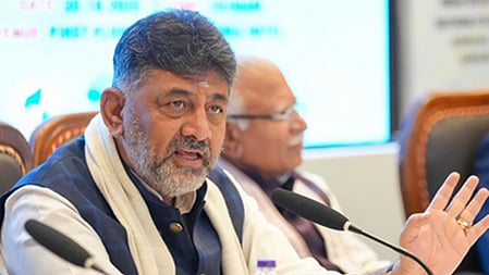 கர்நாடக துணை முதல்வர் டி.கே. சிவக்குமார்