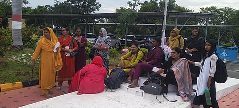 சேலம்- கொச்சி விமானம் திடீா் ரத்து: பயணிகள் அவதி