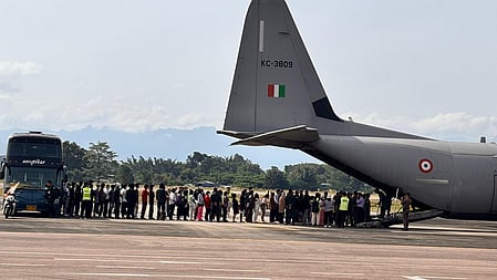 தாய்லாந்திலிருந்து 270 இந்தியர்கள் நாடு திரும்பியுள்ளனர்...