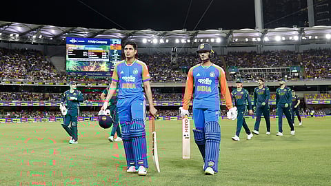 Rain washed out india aussie final t20. 