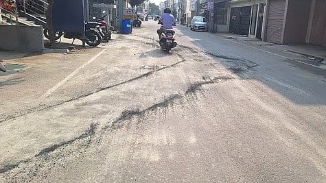   சீரமைக்கப்பட்ட செங்குந்தபுரம் சாலை. 