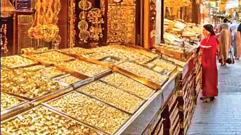 தங்க நகரங்கள்...