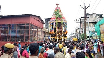 தூத்துக்குடி சிவன் கோயிலில் தேரோட்டம்