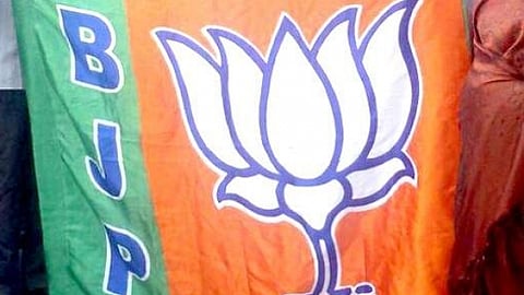 பயங்கரவாதிகளுக்கு ஆதரவாகப் பேசுகிறாா் சிதம்பரம்: பாஜக கடும் விமா்சனம்