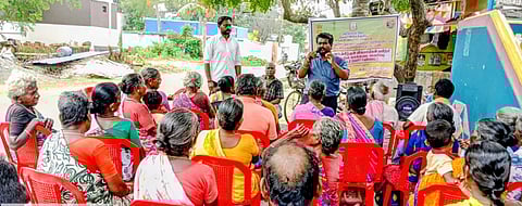 விவசாயிகளுக்கு லாபகரமான கால்நடை வளா்ப்பு குறித்த பயிற்சி