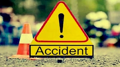 விபத்தில் பெண் காவலா் காயம்