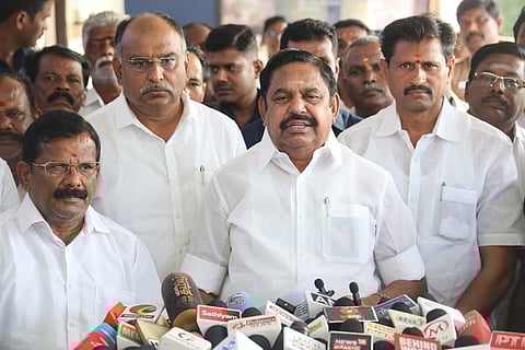 பிகாா் தோ்தலில் தேசிய ஜனநாயக கூட்டணி சரித்திர வெற்றிபெற்றுள்ளது