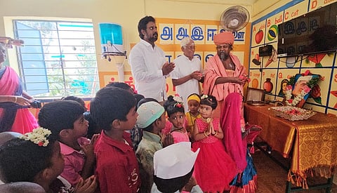 சிவகங்கை பள்ளிகளில் குழந்தைகள் தின விழா