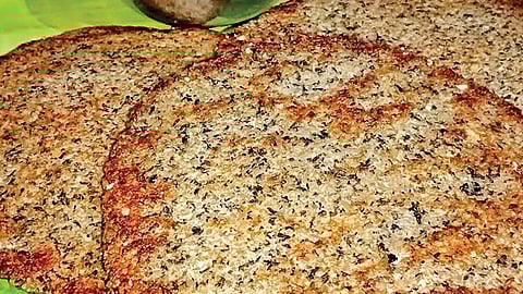 கறுப்பு உளுந்து அடை