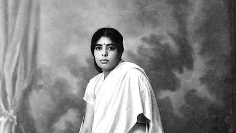 சாதனைப் பெண்...