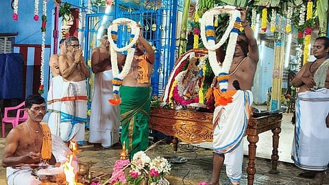  ஆறுமுகனேரி கோயிலில் நடைபெற்ற திருக்கல்யாண வைபவம்.