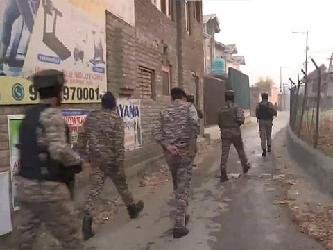 பறிமுதல் செய்யப்பட்ட வெடிபொருள்கள் வெள்ளிக்கிழமை இரவு வெடித்து 9 பேர் பலி