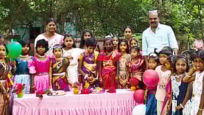 விழாவில் பங்கேற்ற மாணவா்கள்.