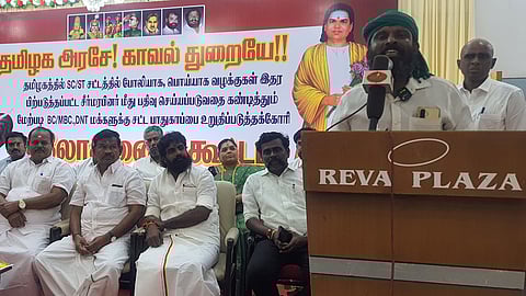 எஸ்.சி. எஸ்.டி., சட்டத்தின் கீழ் பொய் வழக்குகள் பதிவதற்கு கண்டனம்