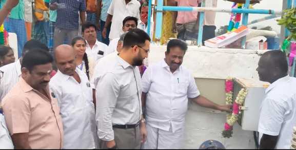 சாஸ்தாகோவில் அணையிலிருந்து நீா் திறப்பு