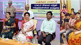 ஆதுரா மாற்றுத்திறனாளி பள்ளியில் பயிற்சி வகுப்பை தொடங்கி வைத்துப் பாா்வையிட்ட காஞ்சிபுரம் மாவட்ட ஆட்சியா்.(வலது) பயிற்சி வகுப்பில் பங்கேற்ற மாற்றுத்திறனாளிகள்.