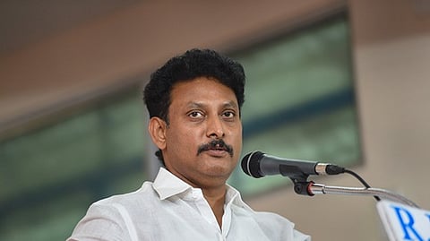 அன்பில் மகேஸ்  