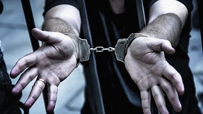 அந்நியச் செலாவணி மோசடி: 
கும்பலின் முக்கிய உறுப்பினா் கைது!