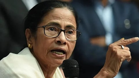 மேற்கு வங்க முதல்வர் மமதா பானர்ஜி 