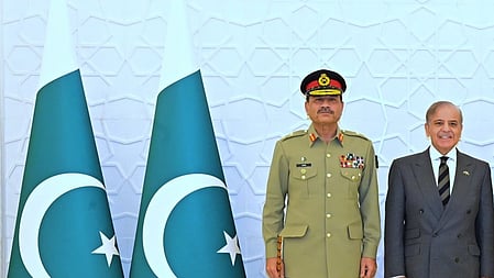 பாகிஸ்தானில் பாதுகாப்பு முப்படைகளின் தலைவர் (சிடிஎஃப்) பதவி வகிக்கும் ஜெனரல் சையத் ஆசிம் முனீர்