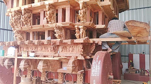 உருவாகிறது 'நகரும் கோயில்'...