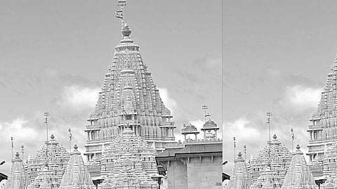 பெரிய்...ய கோயில்...