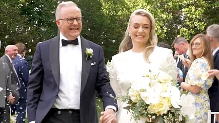 காதலி ஜோடி ஹெயிடனை கரம்பிடித்தார் ஆஸ்திரேலிய பிரதமர் அல்பானீஸ் 