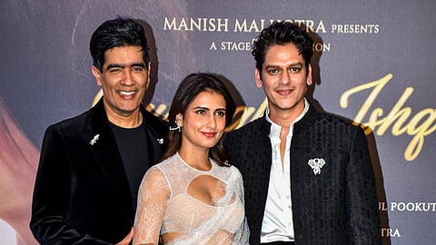 மும்பையில் நடைபெற்ற ஒரு விழாவில் பாலிவுட் படமான 'குஸ்டாக் இஷ்க்' படத்தின் சிறப்பு காட்சியை கான வந்த பிரபலங்கள். இந்தப் படம் ஆர்வம், கவிதை மற்றும் காதலால் உருவானது என்று வெளிப்படுத்தியதிலிருந்து, ரசிகர்களிடம் எதிர்பார்ப்பு அதிகரித்துள்ளது.