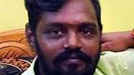 வாடிப்பட்டி அருகே மின்சாரம்
பாய்ந்ததில் இருவா் உயிரிழப்பு