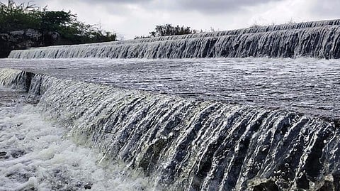 மீண்டும் நிரம்பியது குரும்பலூா் ஏரி