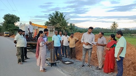 ராசிபுரத்தில் நெடுஞ்சாலைப் பணிகள் ஆய்வு