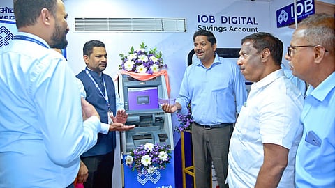 இந்தியன் ஓவா்சீஸ் வங்கி ஏடிஎம் திறப்பு