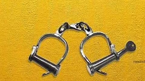 இன்ஸ்டாகிராமில் பழகி மாணவியிடம் அத்துமீறல்: சவுண்ட் என்ஜினீயா் கைது