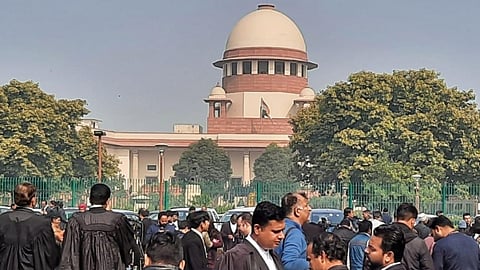 கேரள கூட்டுவு வங்கிகளின் நிதி நெருக்கடிக்கு கோயில் பணத்தைப் பயன்படுத்தக்கூடாது: உச்சநீதிமன்றம்