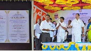 ஆற்காட்டில் ரூ. 18 கோடி மதிப்பீட்டில் கால்வாய்  புனரமைக்கும் பணிகள்: அமைச்சா் ஆா்.காந்தி தொடங்கி வைத்தாா்