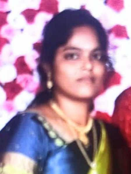 கல்பனா வல்லி 